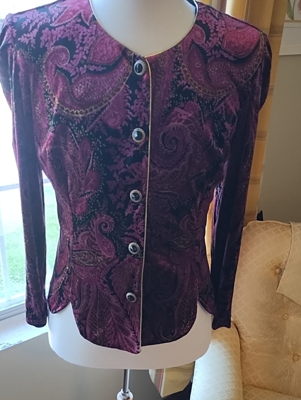 Velvet Paisley Button-Up Jacket in Plum